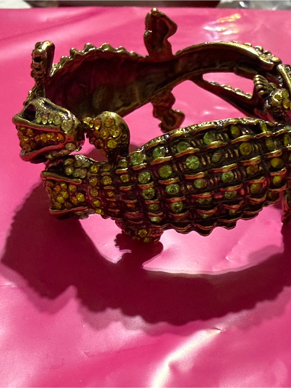 Green Rhinestone Alligator Hinged Bracelet - Picture 6 of 9
